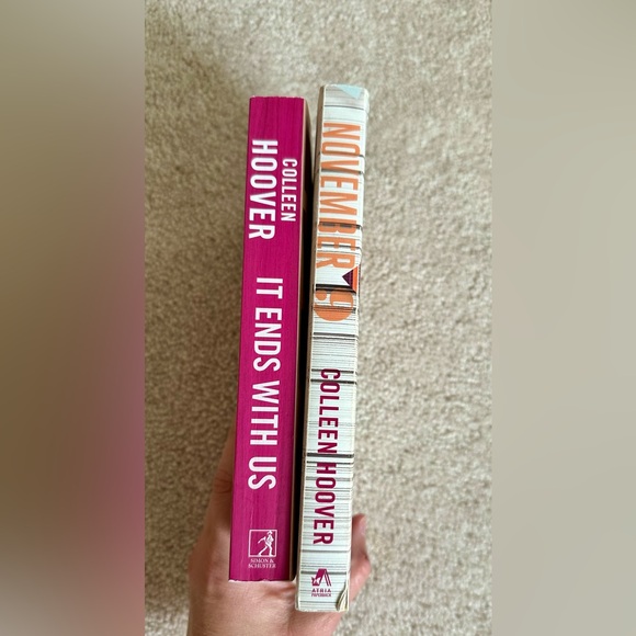 Colleen Hoover Book Bundle - Picture 3 of 5